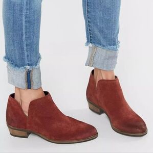 Anthroplogie Crevo Leighton Brick Red  Burnished Toe Soft Suede Leather Booties